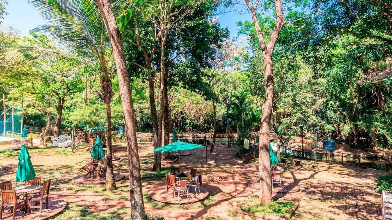 De 2 Quartos Em Thermas Paradise